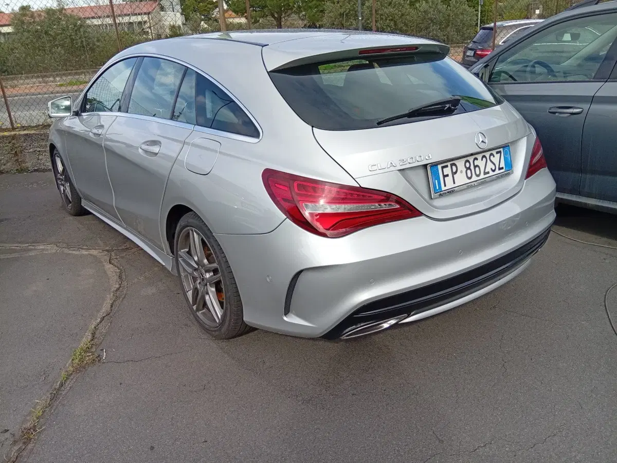 Mercedes-Benz CLA Shooting Brake nuova a Catania (5)