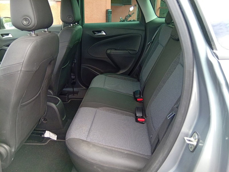 Opel Crossland nuova a Catania (11)