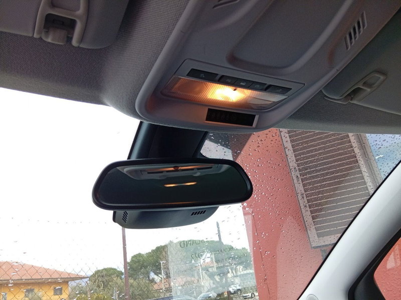 Opel Crossland nuova a Catania (17)