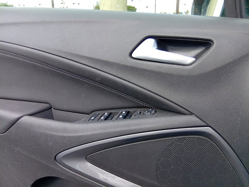 Opel Crossland nuova a Catania (18)