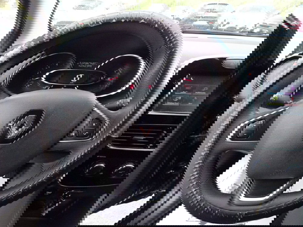 Renault Clio usata a Lucca (11)