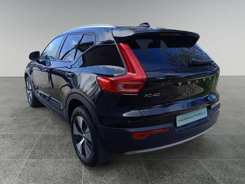 Volvo XC40 usata a Bari (2)