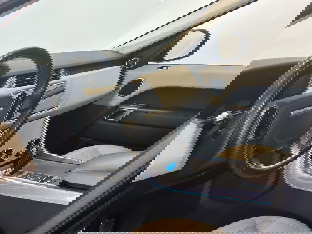 Land Rover Range Rover Sport usata a Venezia (7)