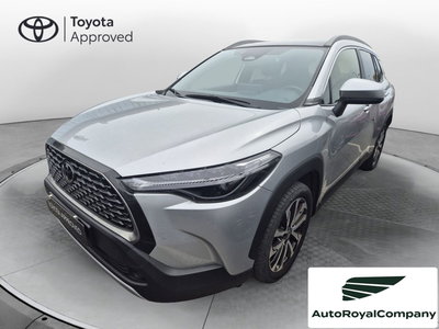 Toyota Corolla Cross Hybrid 2.0h Lounge 2wd 197cv e-cvt del 2024 usata a Roma