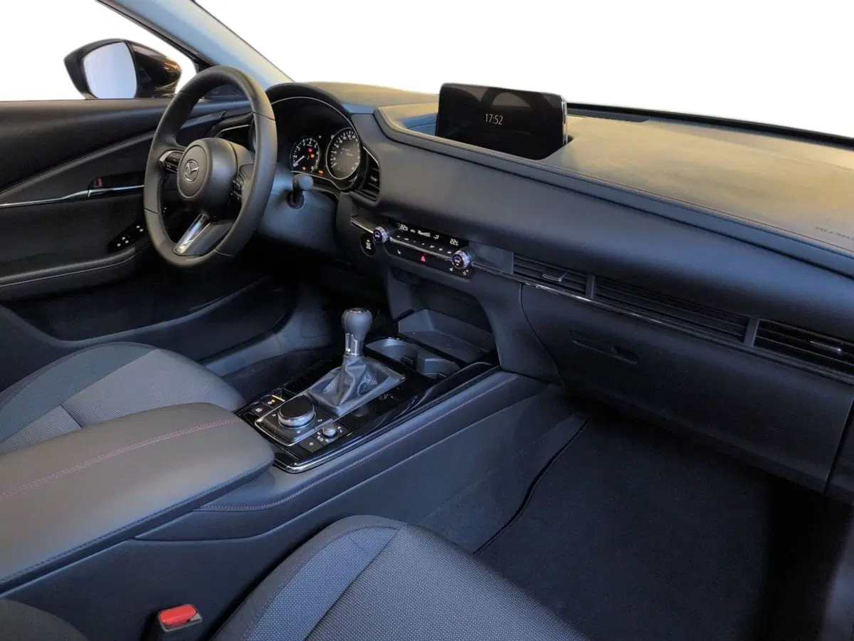 Mazda CX-30 usata a Udine (12)