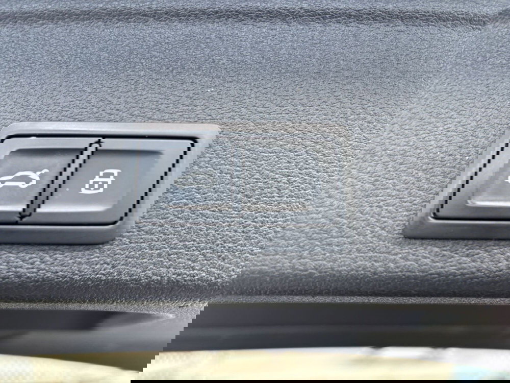 Audi A4 Avant usata a Ancona (16)