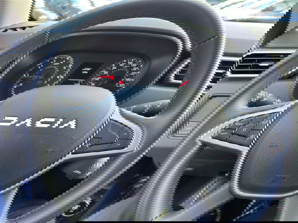 Dacia Duster usata a Latina (15)