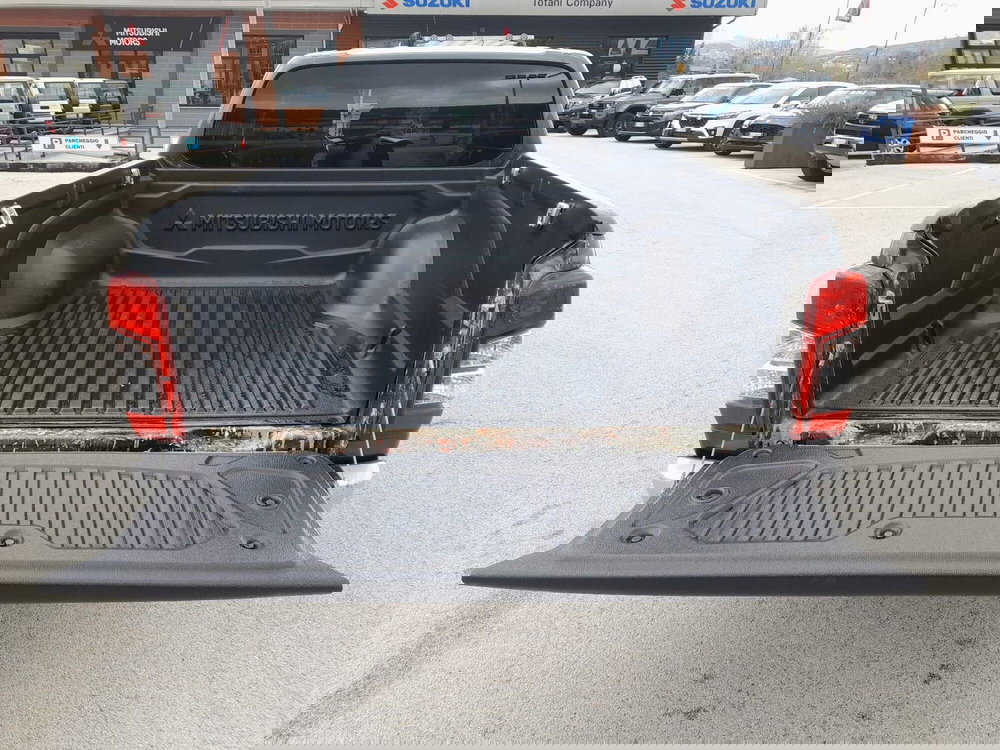 Mitsubishi L200 usata a L'Aquila (6)