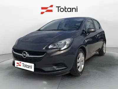 Opel Corsa 1.4 90CV 5 porte n-Joy del 2015 usata a L'Aquila
