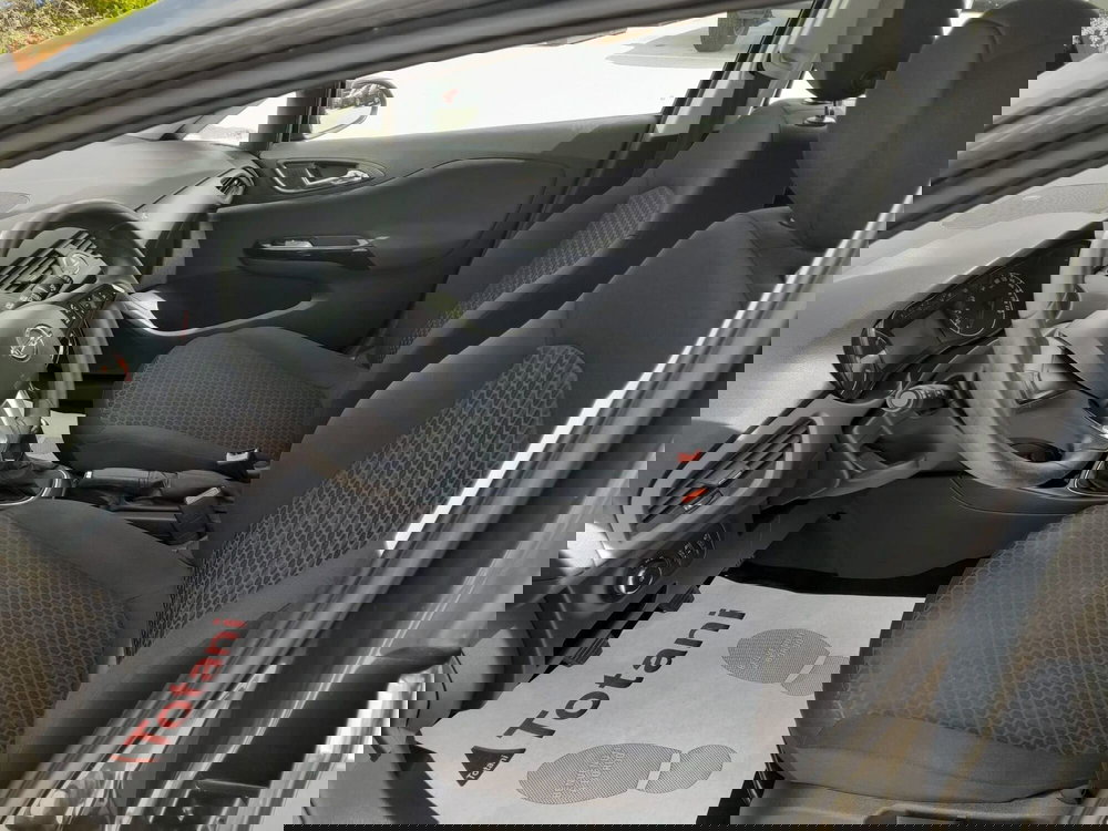 Opel Corsa usata a L'Aquila (14)