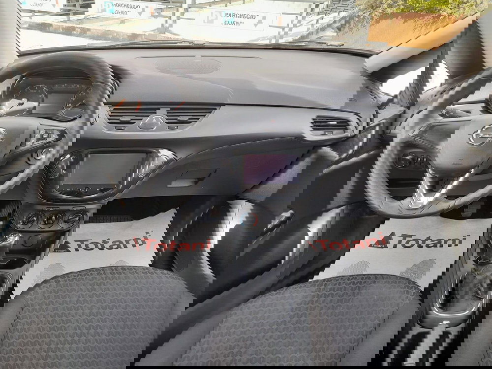 Opel Corsa usata a L'Aquila (15)