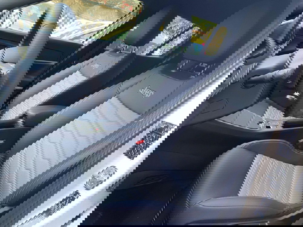 Jeep Avenger usata a Milano (10)