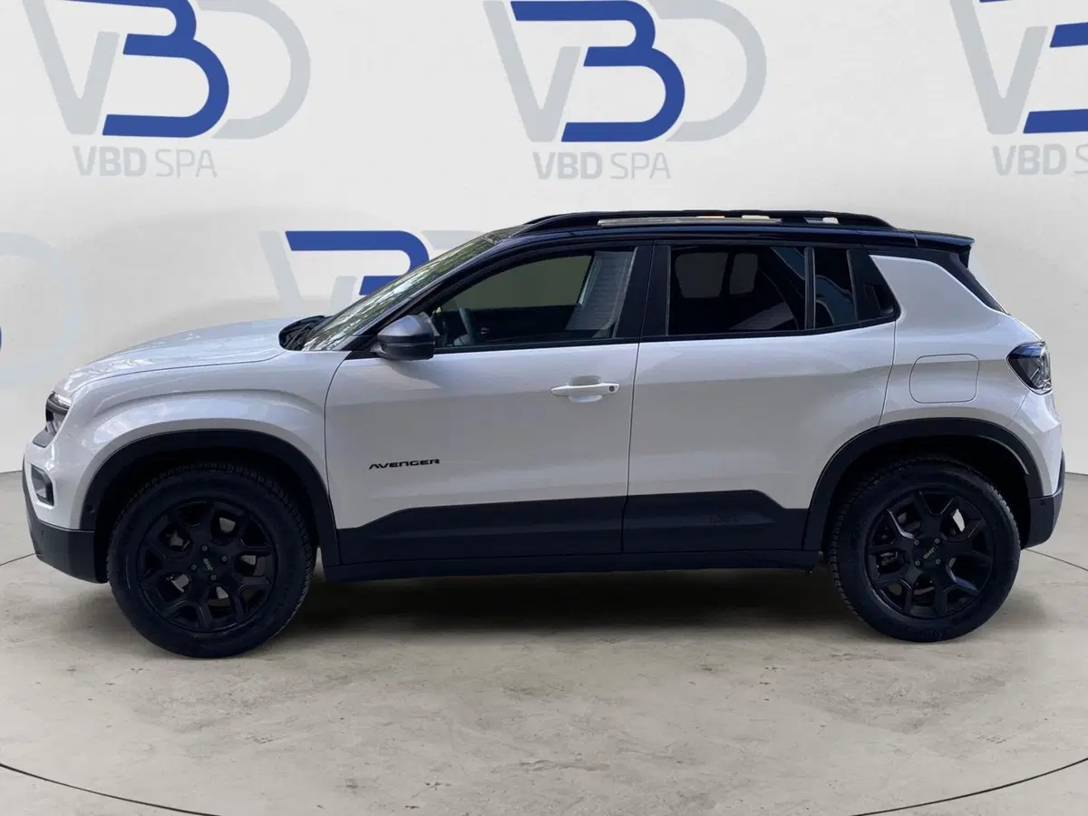 Jeep Avenger usata a Milano (2)