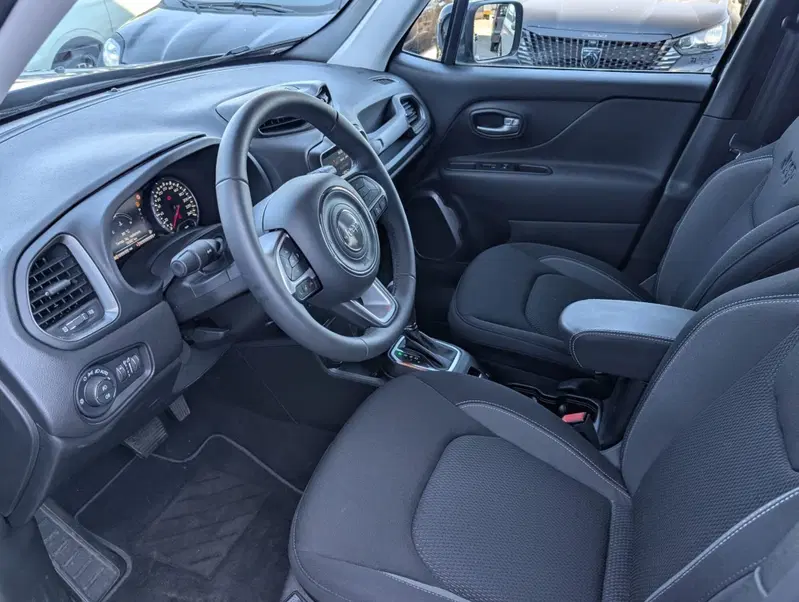 Jeep Renegade usata a Milano (11)