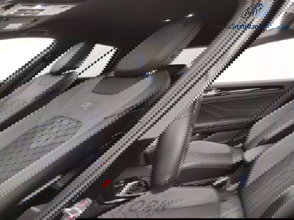 Volkswagen T-Roc usata a Varese (11)