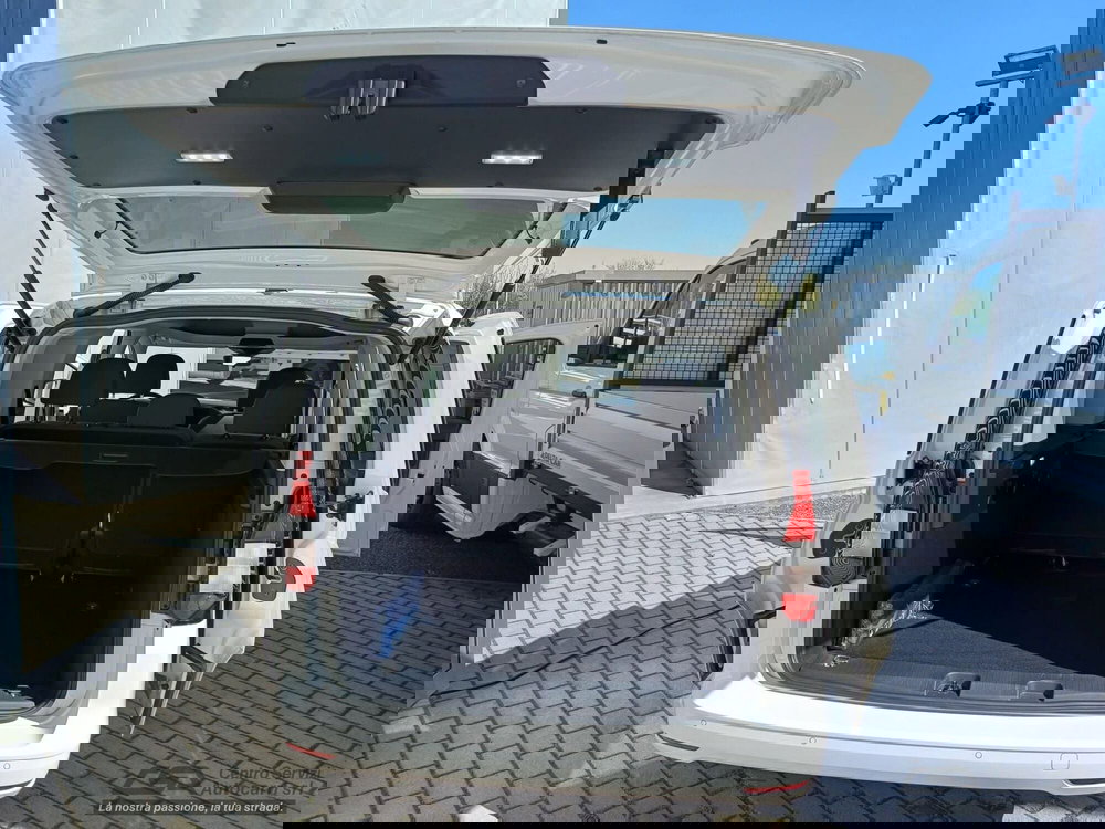 Volkswagen Veicoli Commerciali Caddy usata a Modena (3)