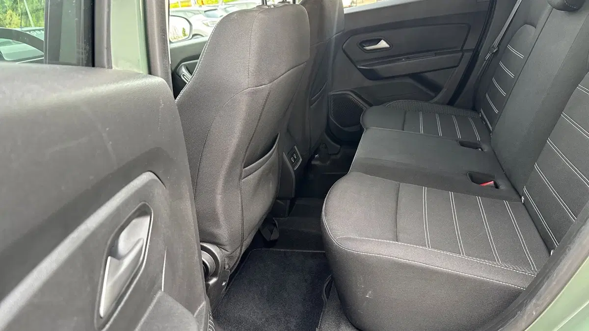 Dacia Duster usata a Padova (17)