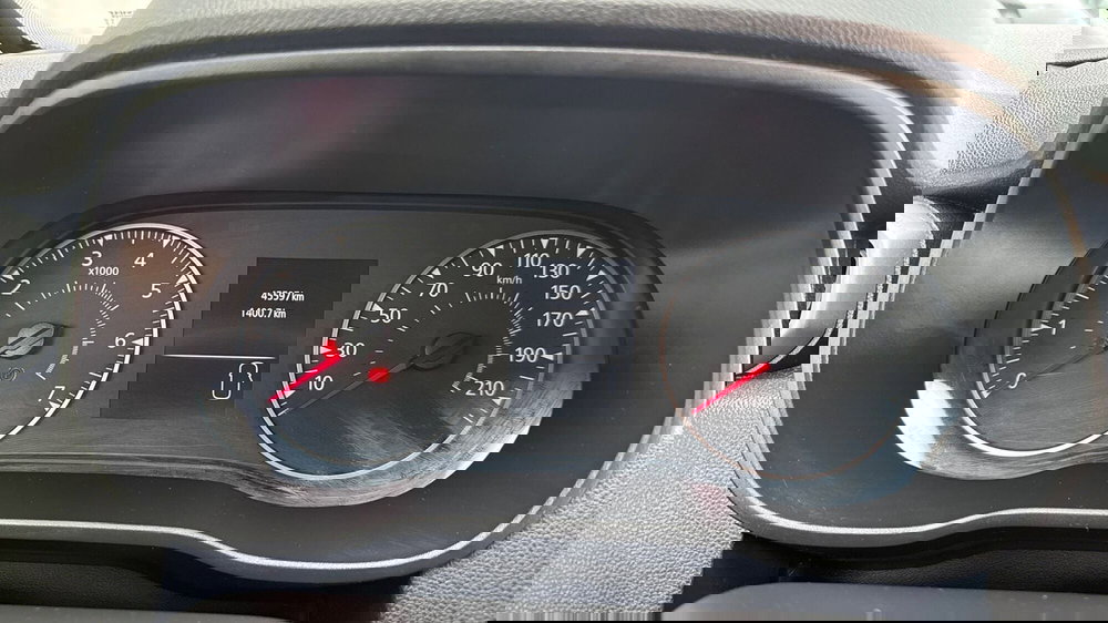 Dacia Duster usata a Padova (5)