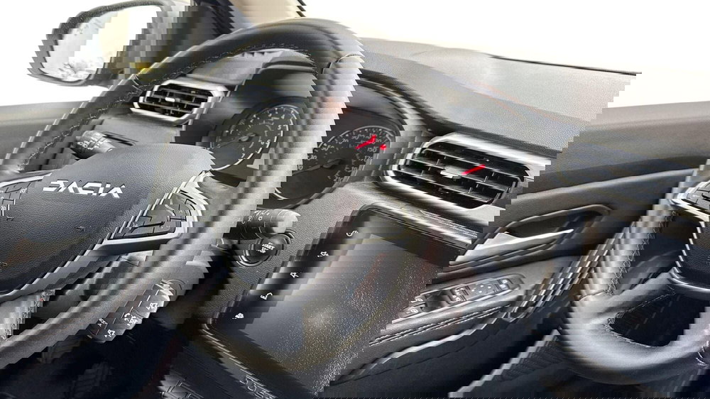 Dacia Duster usata a Padova (8)