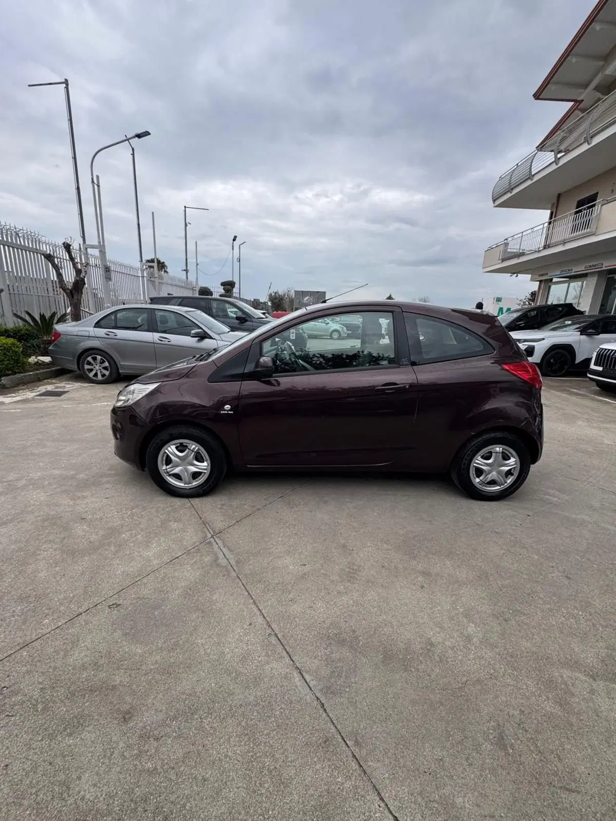 Ford Ka usata a Caserta (3)