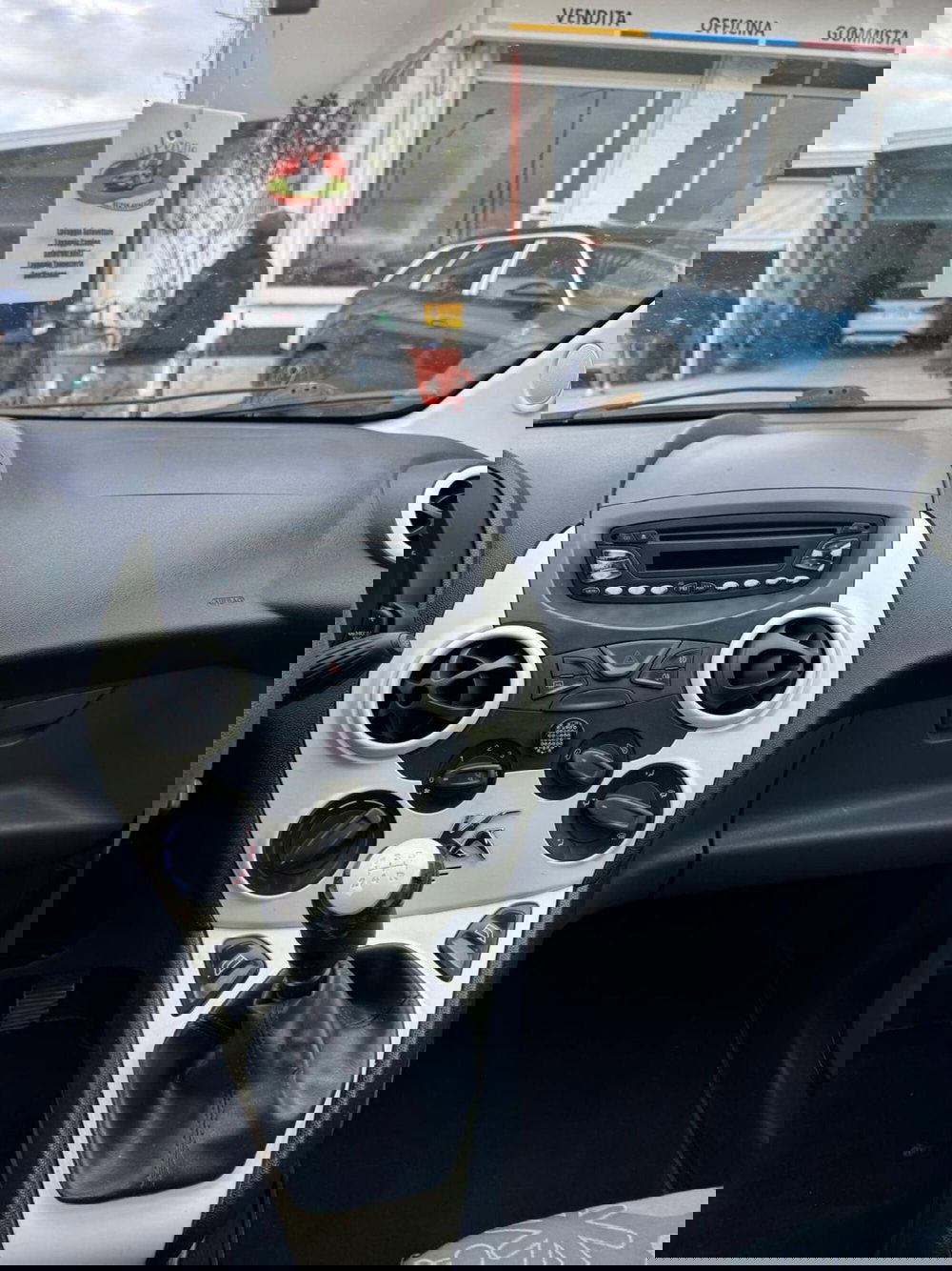 Ford Ka usata a Caserta (7)