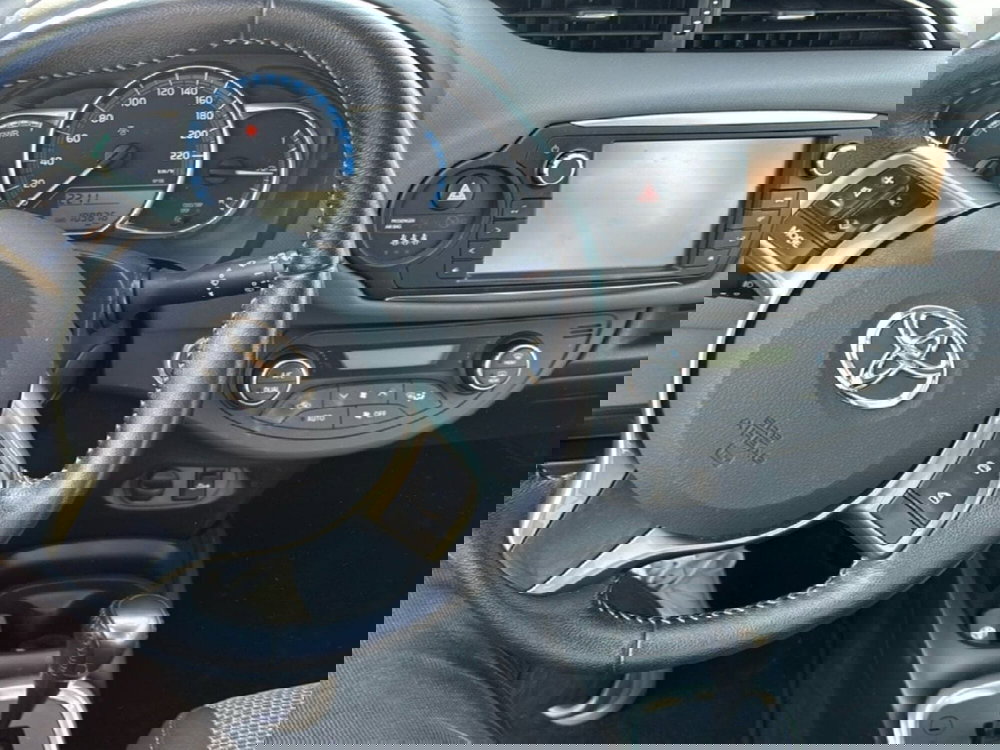 Toyota Yaris usata a Massa-Carrara (12)