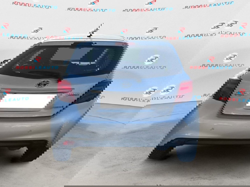 Toyota Yaris usata a Massa-Carrara (5)