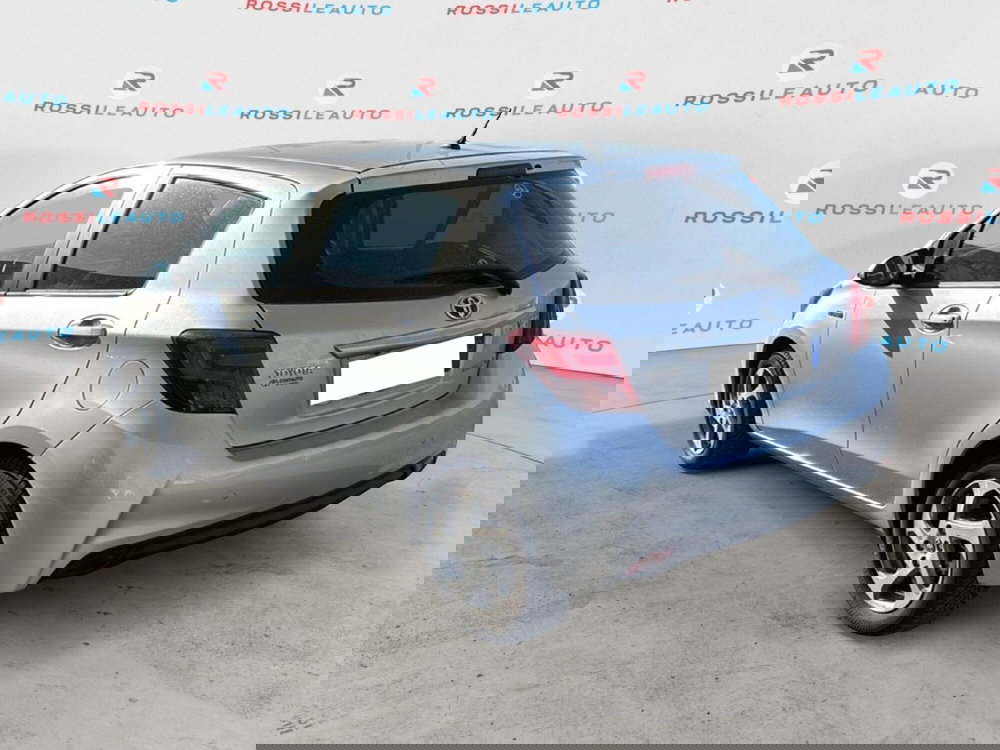 Toyota Yaris usata a Massa-Carrara (6)