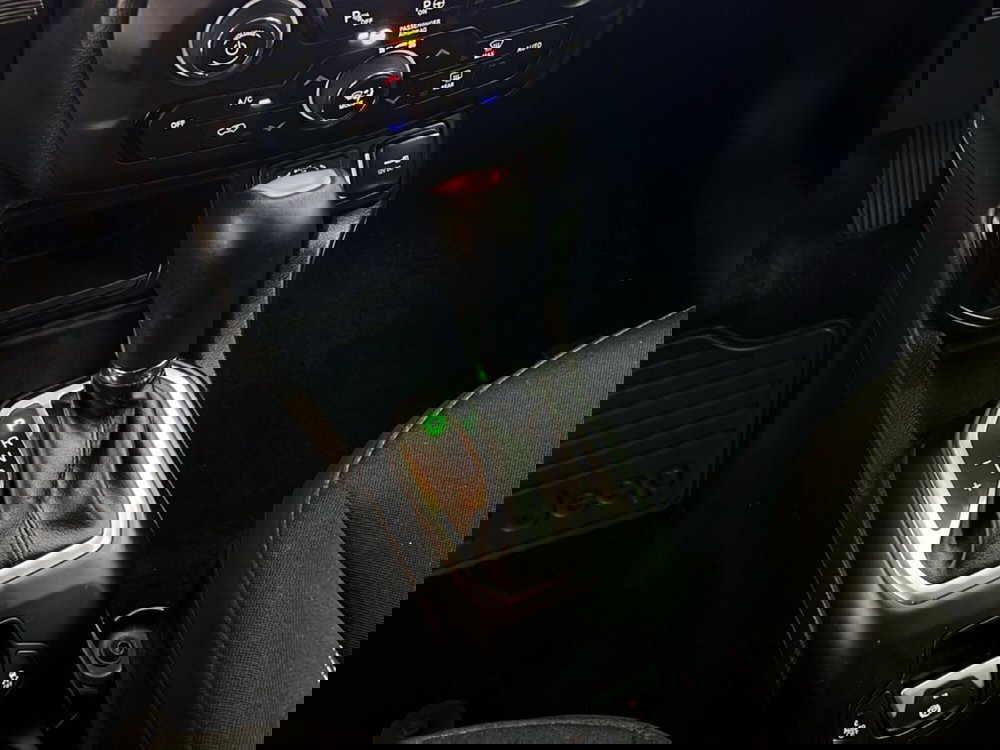 Jeep Renegade usata a Roma (16)