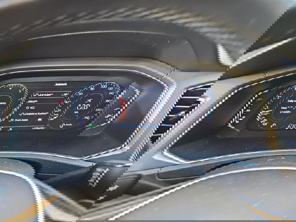 Volkswagen T-Roc usata a Lecco (14)