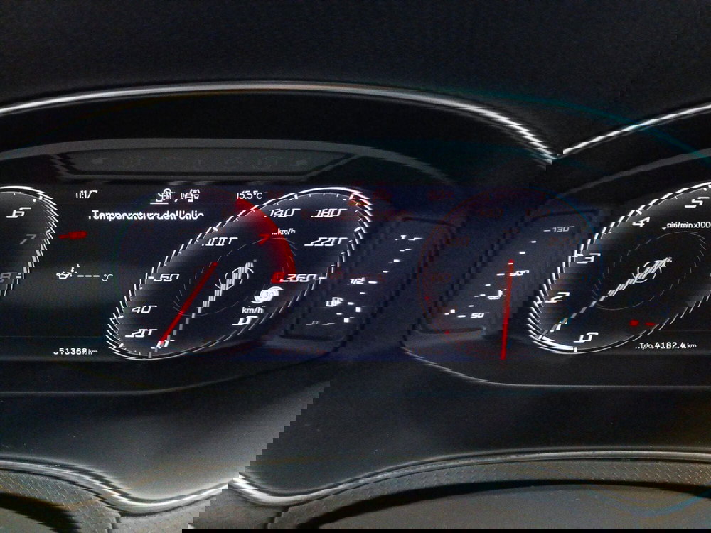 SEAT Arona usata a Varese (12)