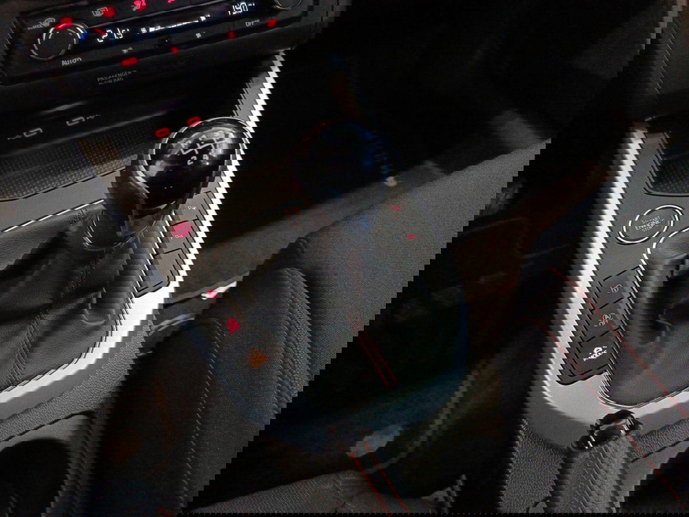 SEAT Arona usata a Varese (15)