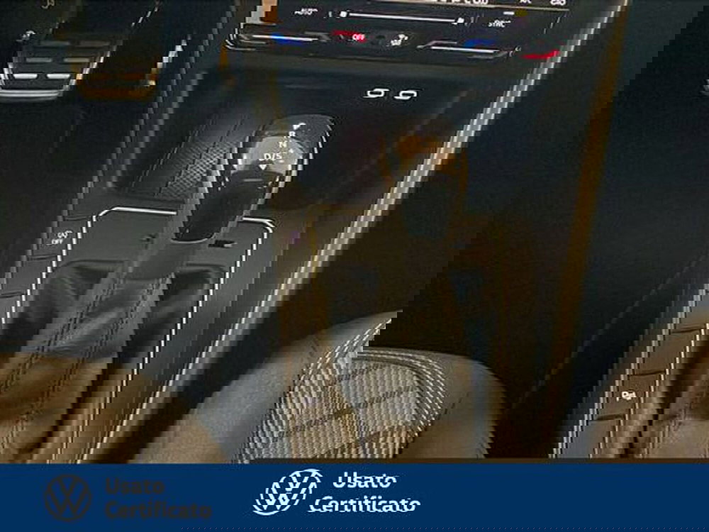 Volkswagen Taigo usata a Vicenza (11)