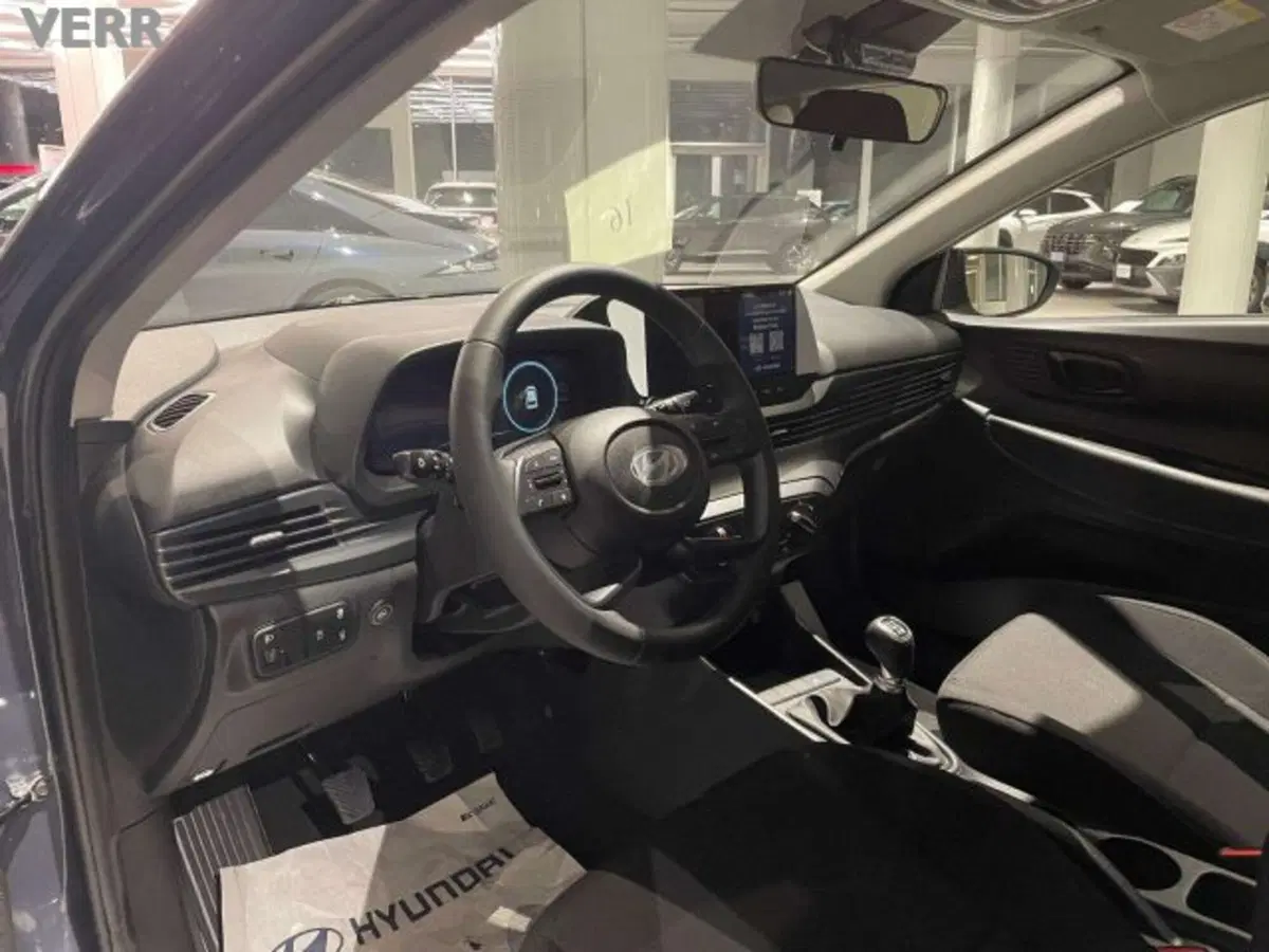 Hyundai i20 nuova a Milano (10)