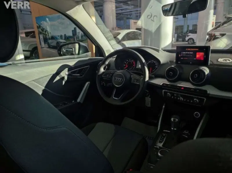 Audi Q2 usata a Milano (6)
