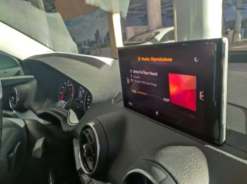 Audi Q2 usata a Milano (9)