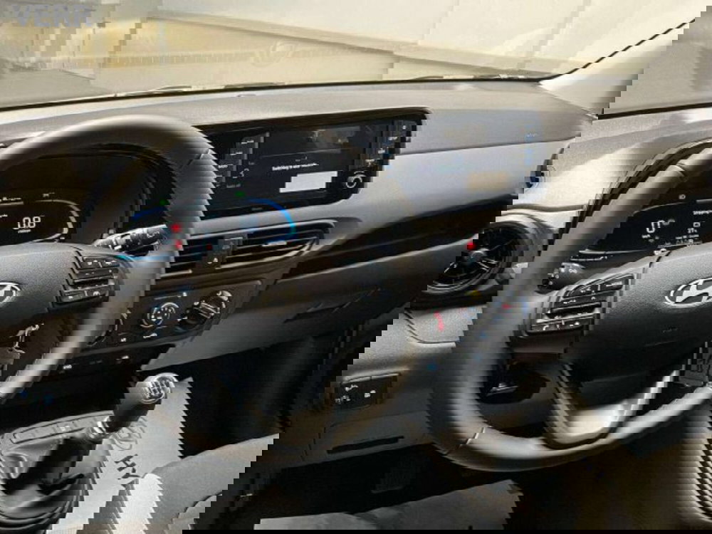 Hyundai i10 nuova a Milano (12)