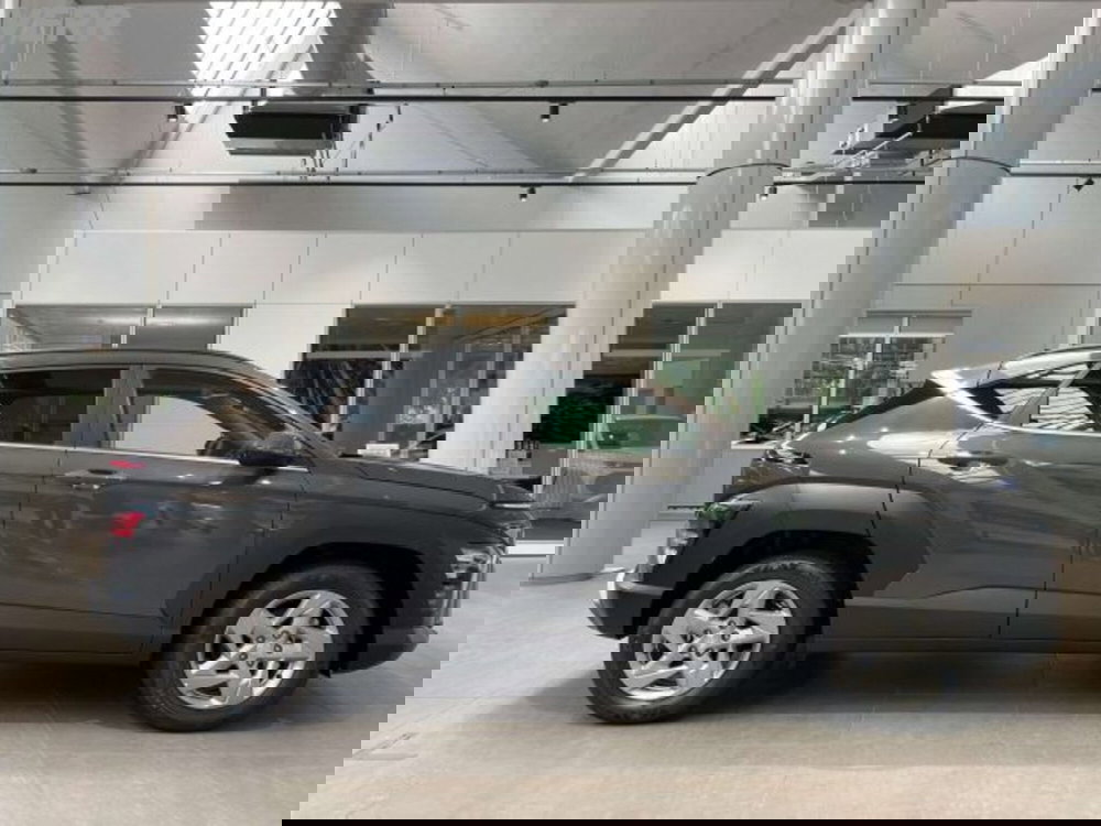 Hyundai Kona nuova a Milano (12)