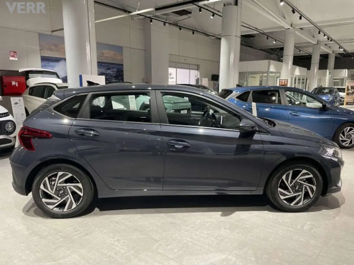 Hyundai i20 nuova a Milano (3)