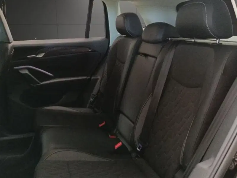 Volkswagen Tiguan usata a Milano (15)