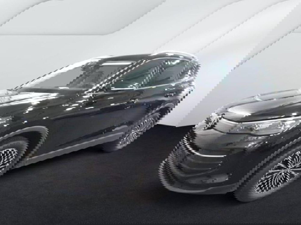 Volkswagen Tiguan usata a Milano (2)