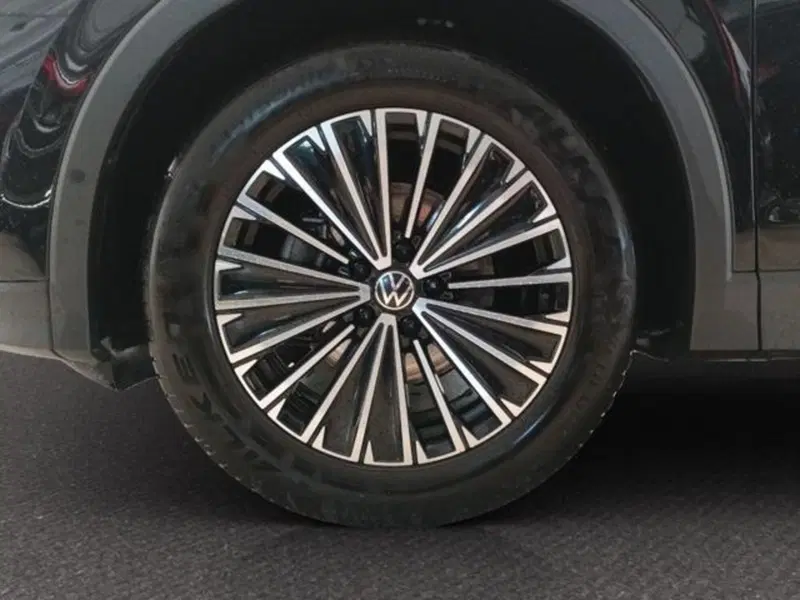 Volkswagen Tiguan usata a Milano (6)