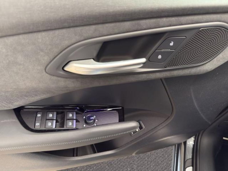 Audi Q3 Sportback nuova a Milano (18)
