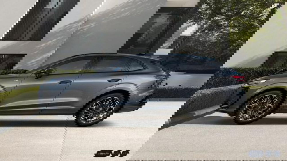 Audi Q3 Sportback nuova a Milano (4)