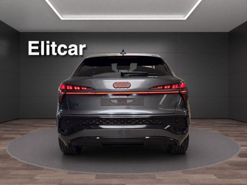 Audi Q3 Sportback nuova a Milano (7)