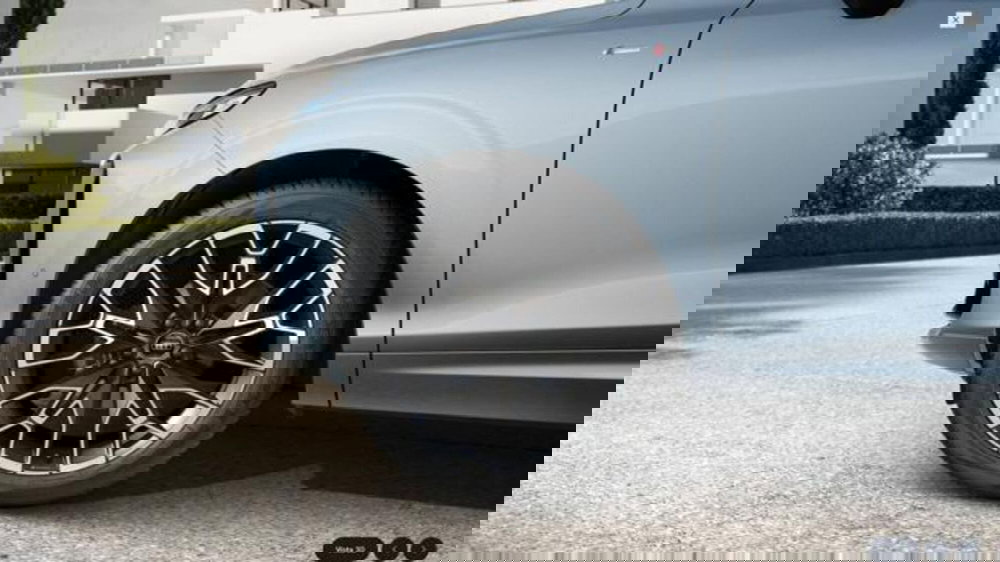 Audi Q3 Sportback nuova a Milano (7)