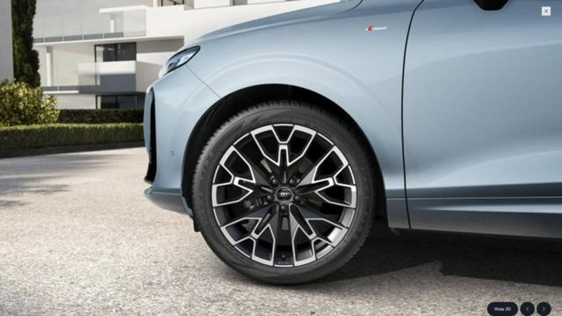 Audi Q3 Sportback nuova a Milano (7)