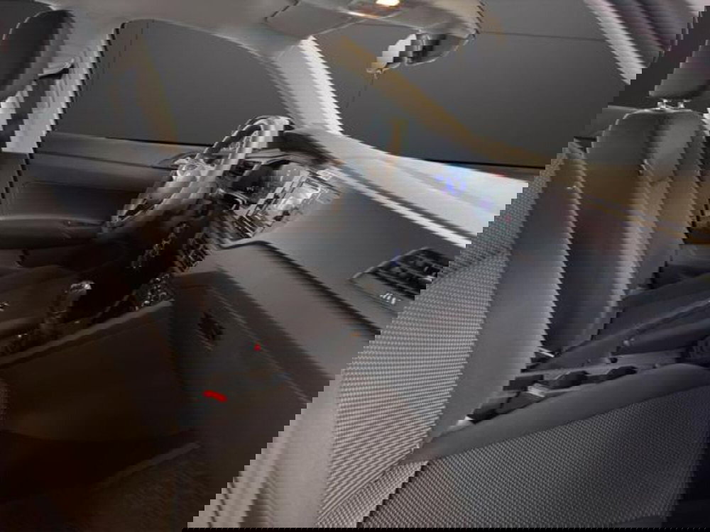 Volkswagen Taigo usata a Milano (11)