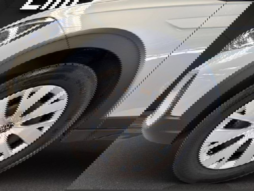 Volkswagen Taigo usata a Milano (15)