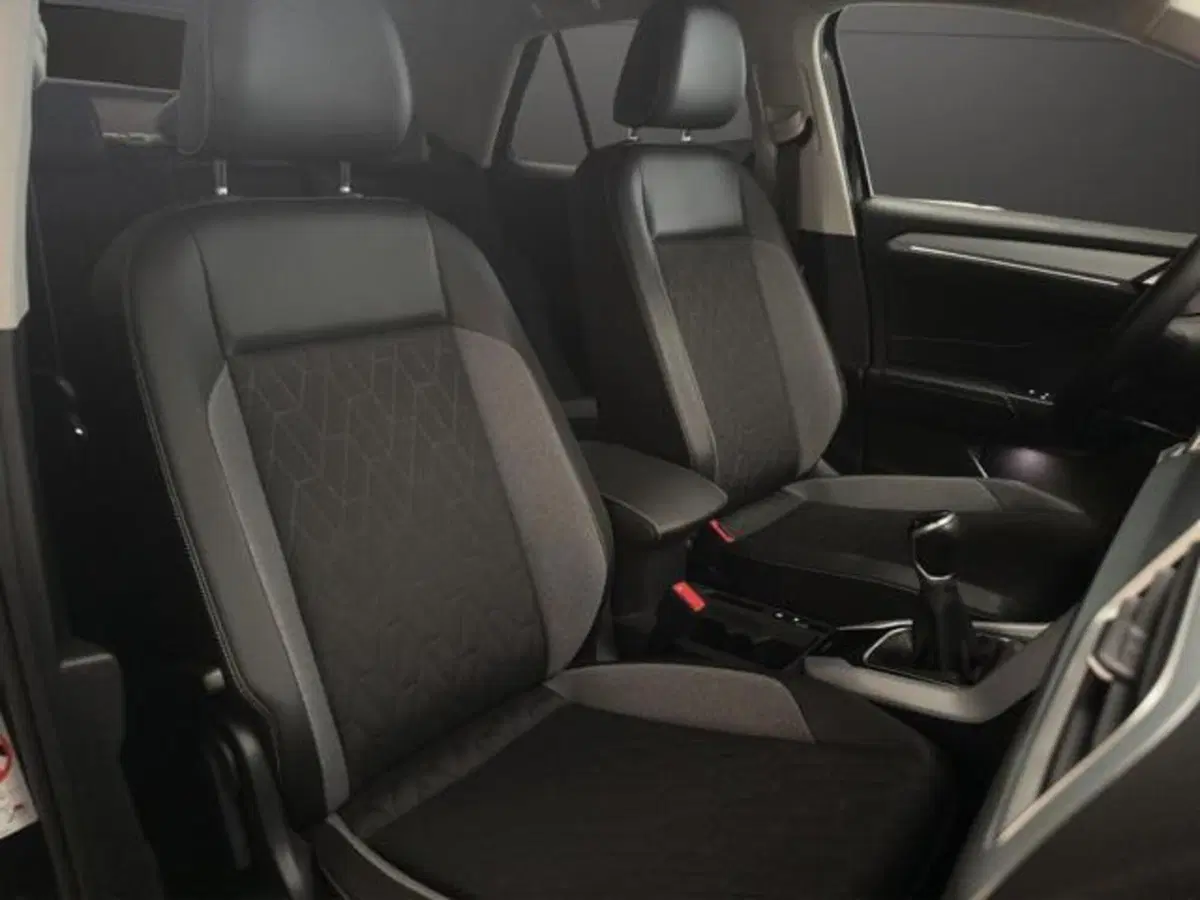 Volkswagen T-Roc usata a Milano (9)